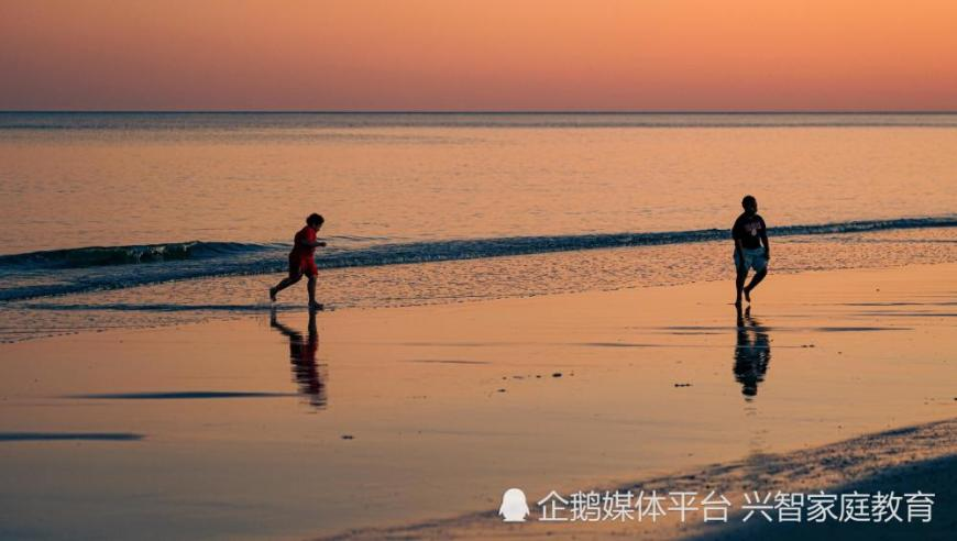 2025澳门开奖306期,张凌赫回应吻戏：爸妈爷奶都知道了,典故解疑_移动版V5.72