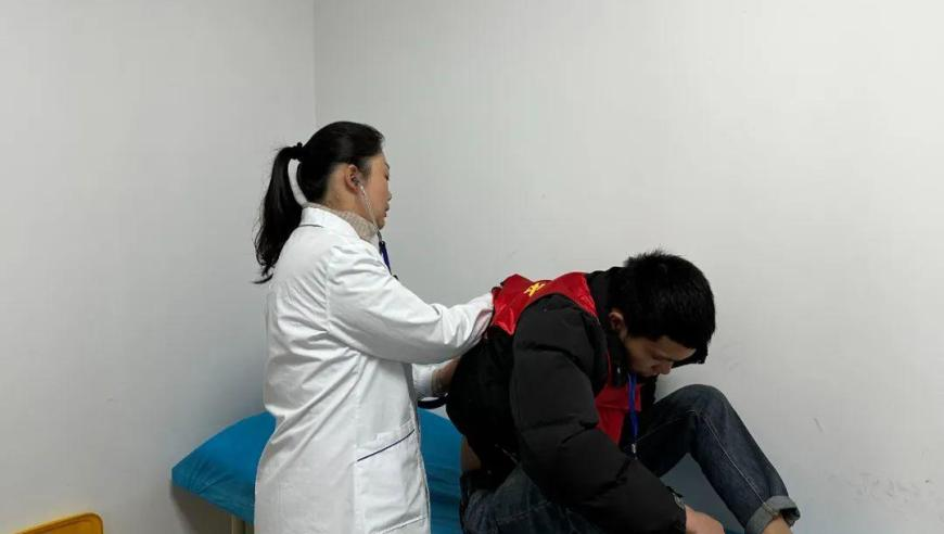 权志龙唱中文了,澳门六开奖结果2025开奖查询,整体规划执行讲解_交互版V8.33